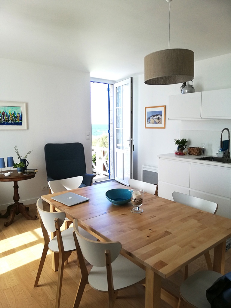 R�novation d'une maison secondaire ancienne en site class� : renovation-batz-patrimoine-salon-1024